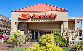 Econo Lodge Takoma Park